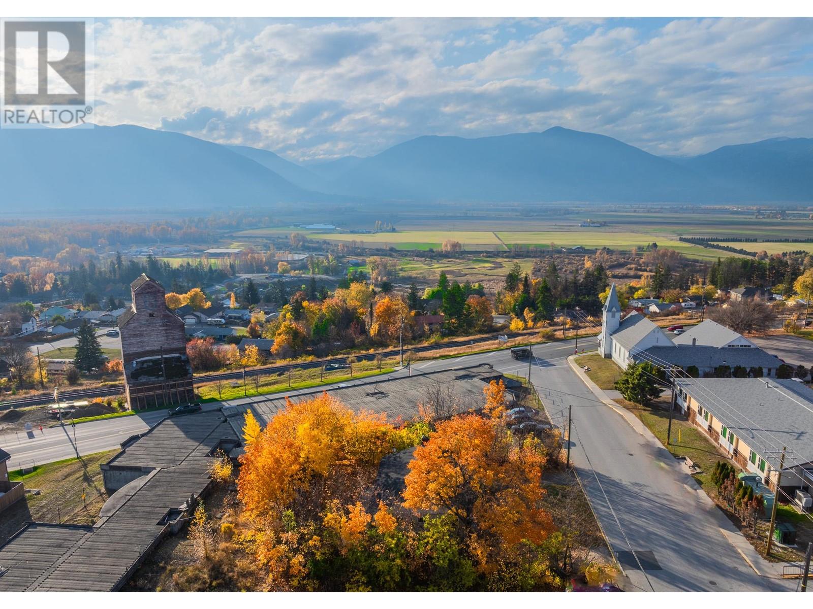 801 Vancouver Street, Creston, British Columbia  V0B 1G0 - Photo 6 - 10327267