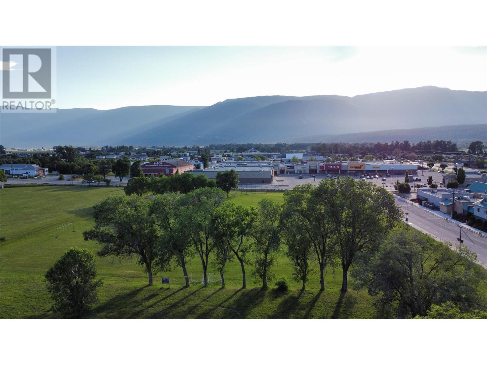 161 Shuswap Street Sw, Salmon Arm, British Columbia  V1E 4H8 - Photo 11 - 10327516