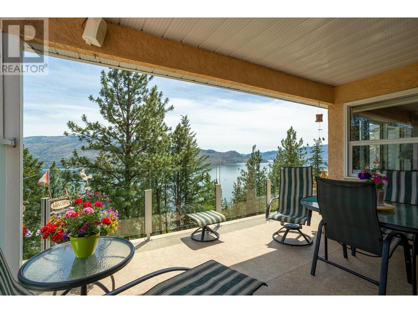 4450 Ponderosa Drive Unit# 201, Peachland, British Columbia  V0H 1X5 - Photo 3 - 10327424