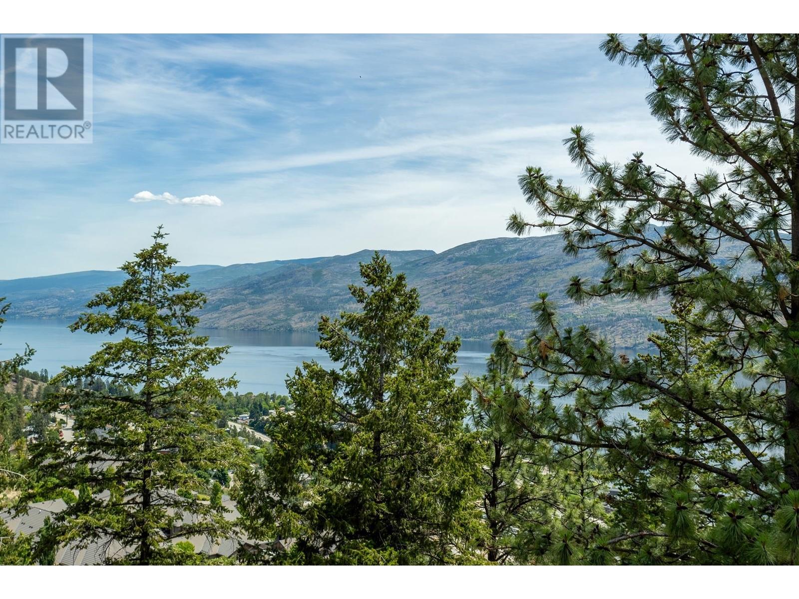 4450 Ponderosa Drive Unit# 201, Peachland, British Columbia  V0H 1X5 - Photo 5 - 10327424