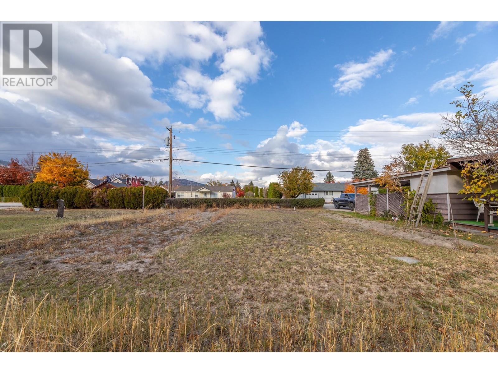 10113 Quinpool Road, Summerland, British Columbia  V0H 1Z0 - Photo 3 - 10327520