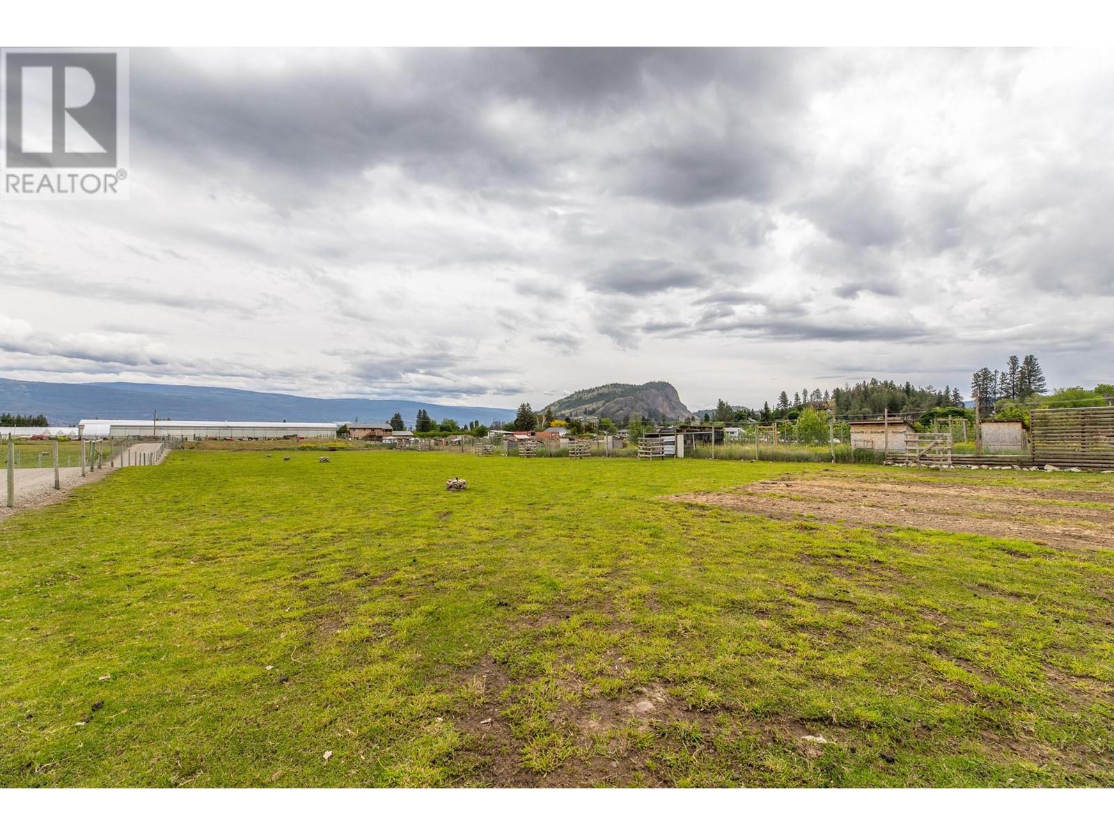 14612 Garnet Avenue, Summerland, British Columbia  V0H 1Z0 - Photo 6 - 10327599