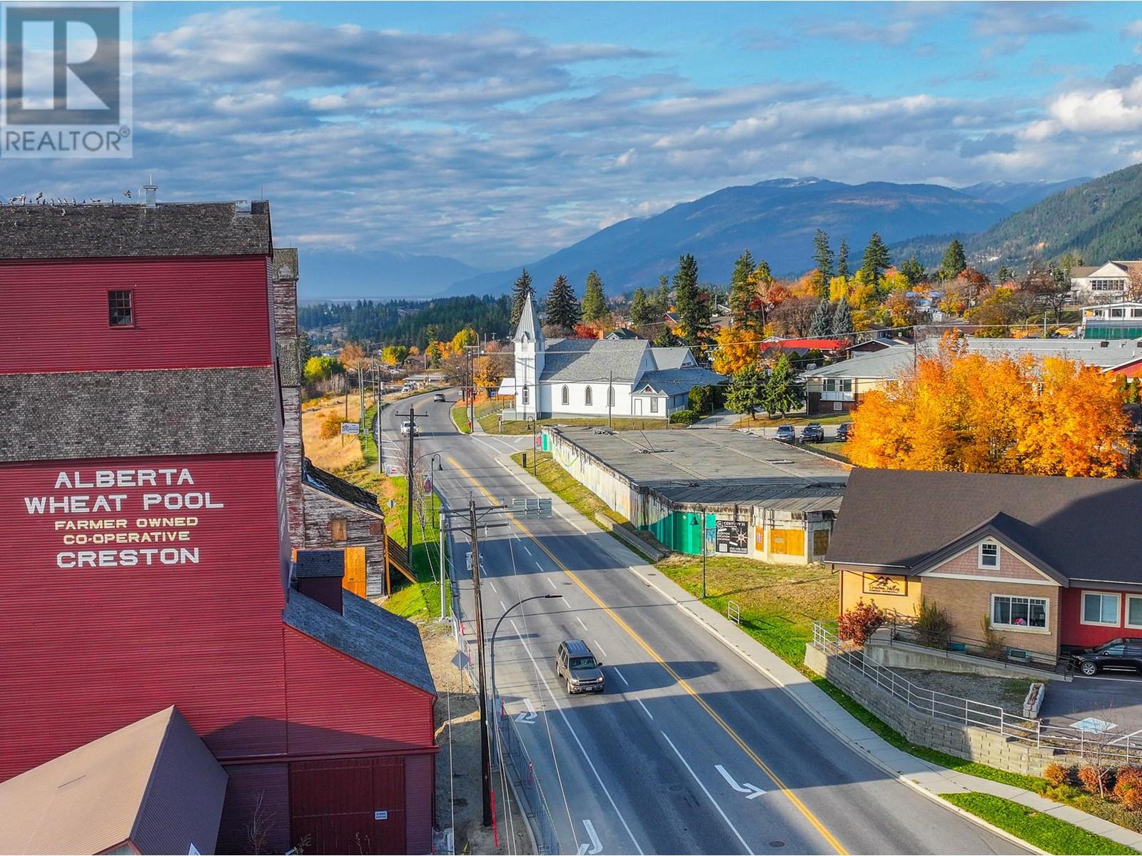 801 Vancouver Street, Creston, British Columbia  V0B 1G0 - Photo 5 - 10327539