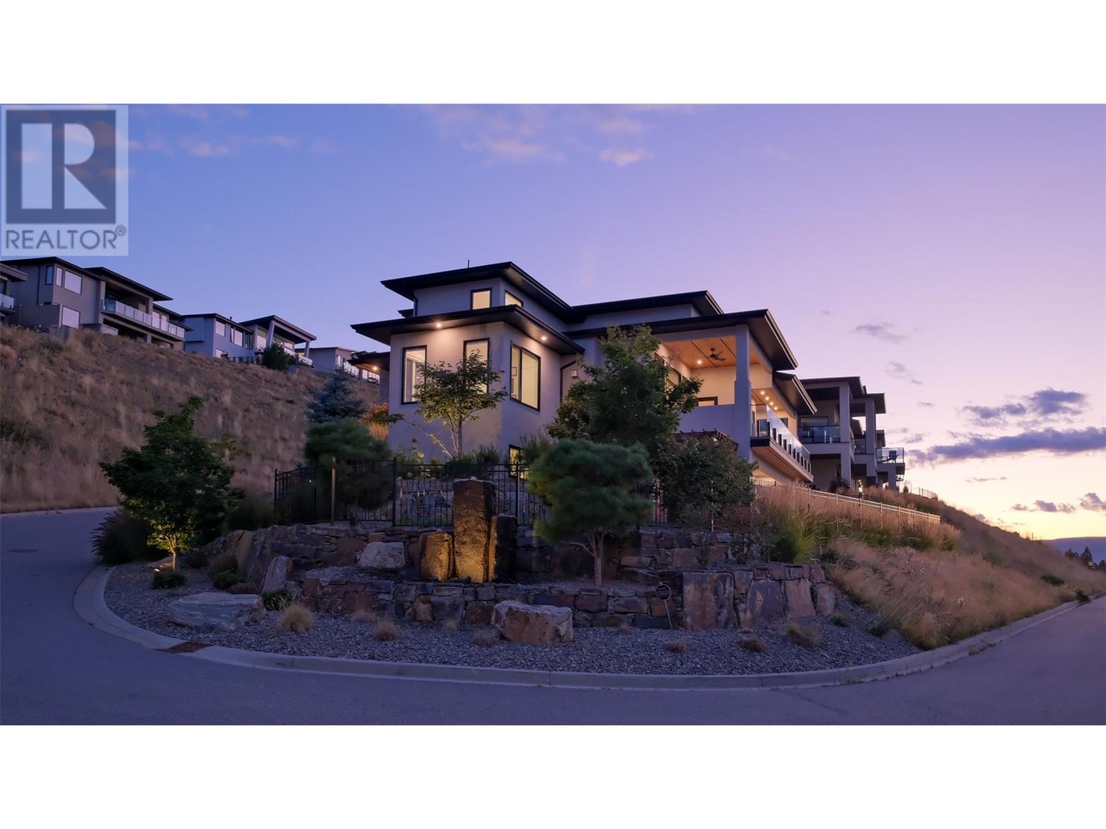 1010 Lakecrest Court, Kelowna, British Columbia  V1W 5M6 - Photo 83 - 10324415