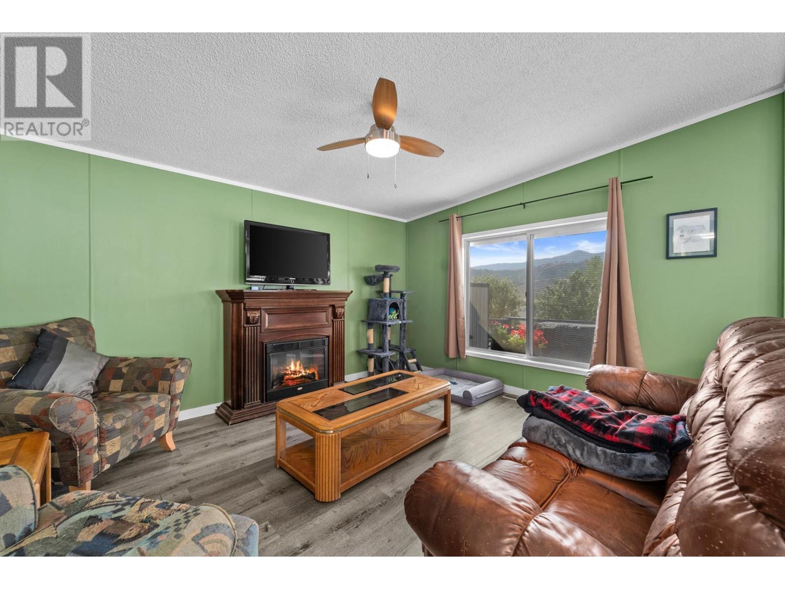 3099 Shuswap  E Road Unit# 27, Kamloops, British Columbia  V2H 1T7 - Photo 8 - 10327769