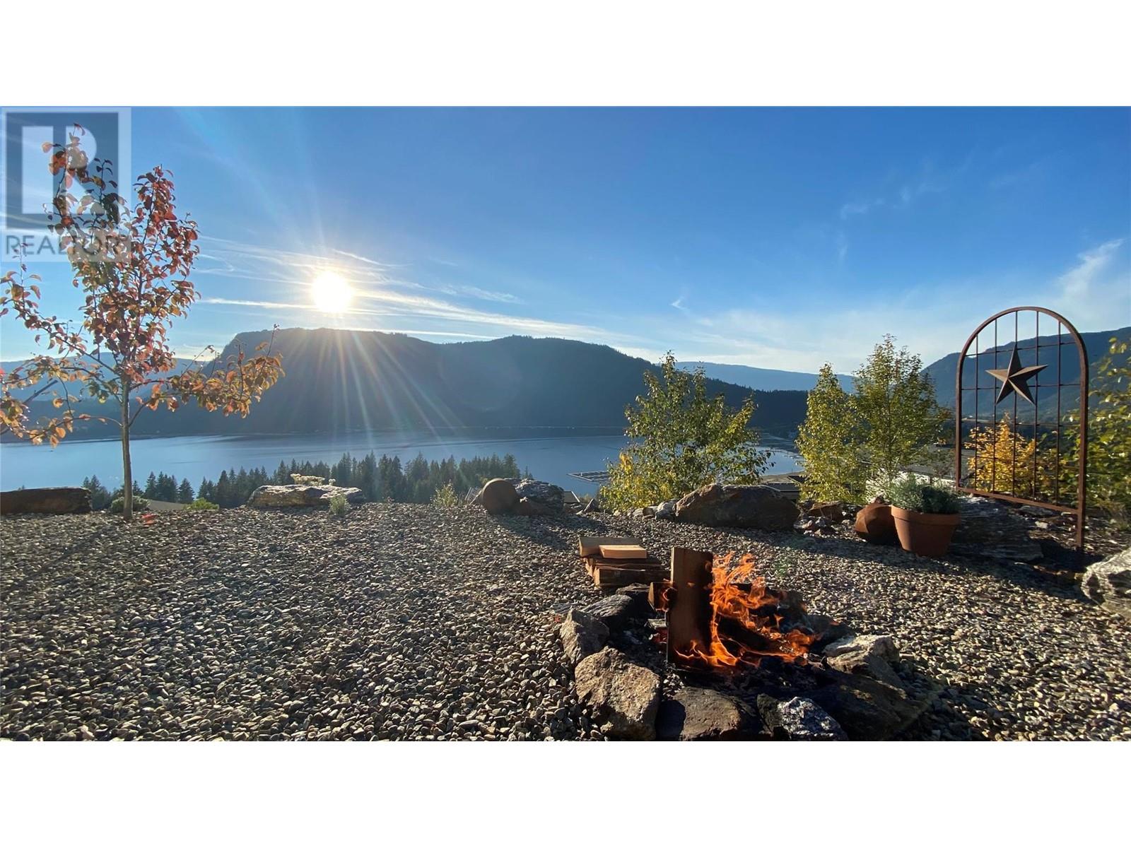 218 Sunset Drive, Sicamous, British Columbia  V0E 2V1 - Photo 12 - 10327476