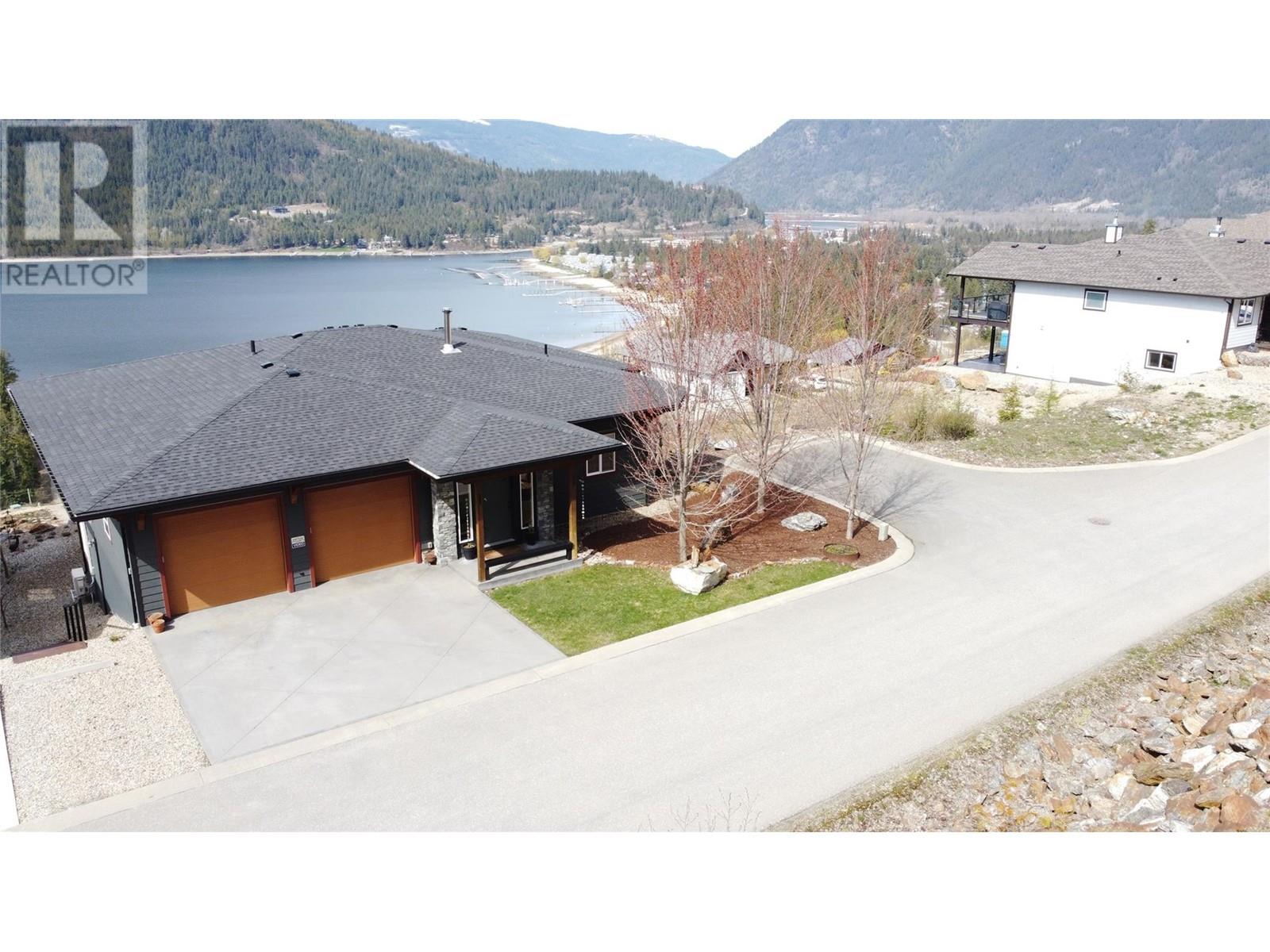 218 Sunset Drive, Sicamous, British Columbia  V0E 2V1 - Photo 5 - 10327476