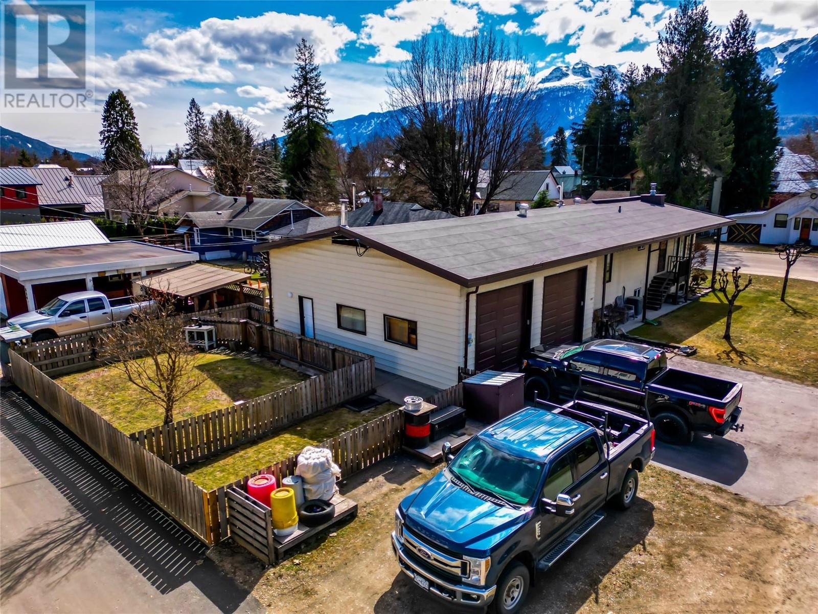 108 Ford Street, Revelstoke, British Columbia  V0E 2S0 - Photo 35 - 10327812