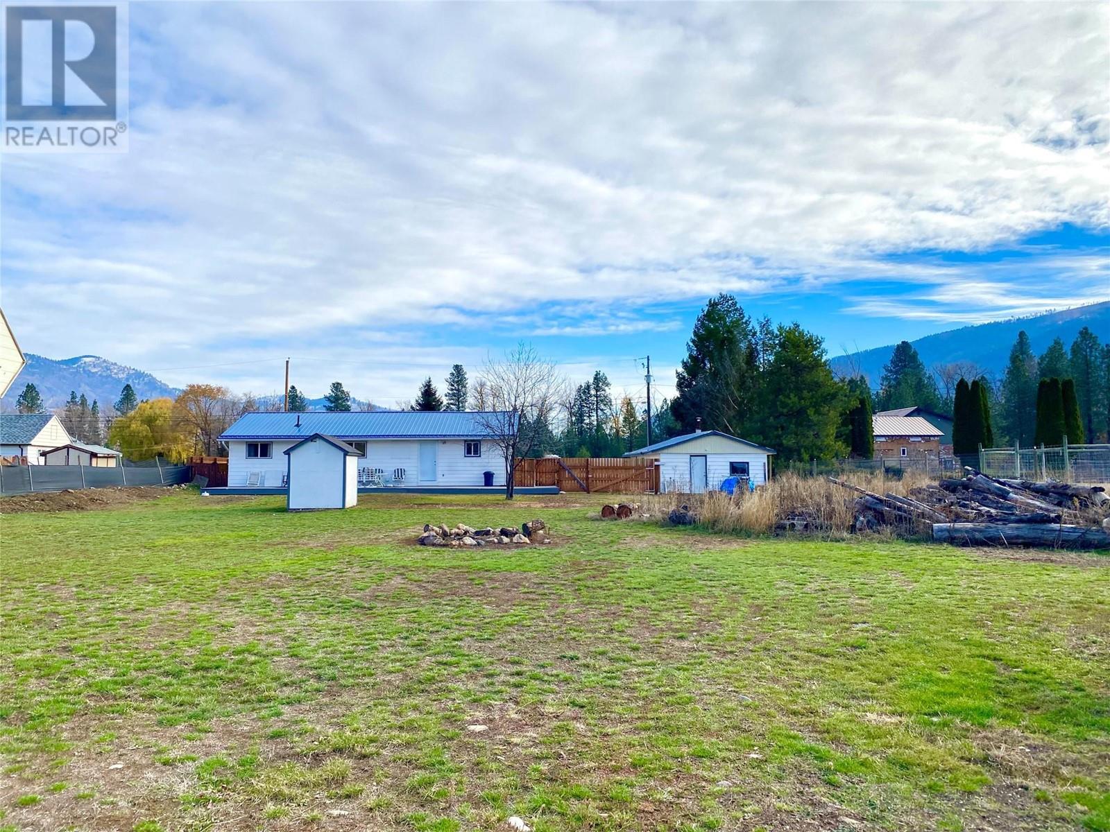 5775 Beatrice Street, Grand Forks, British Columbia  V0H 1H0 - Photo 30 - 10327931