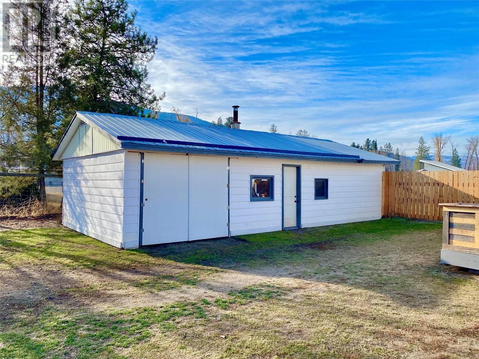 5775 Beatrice Street, Grand Forks, British Columbia  V0H 1H0 - Photo 37 - 10327931