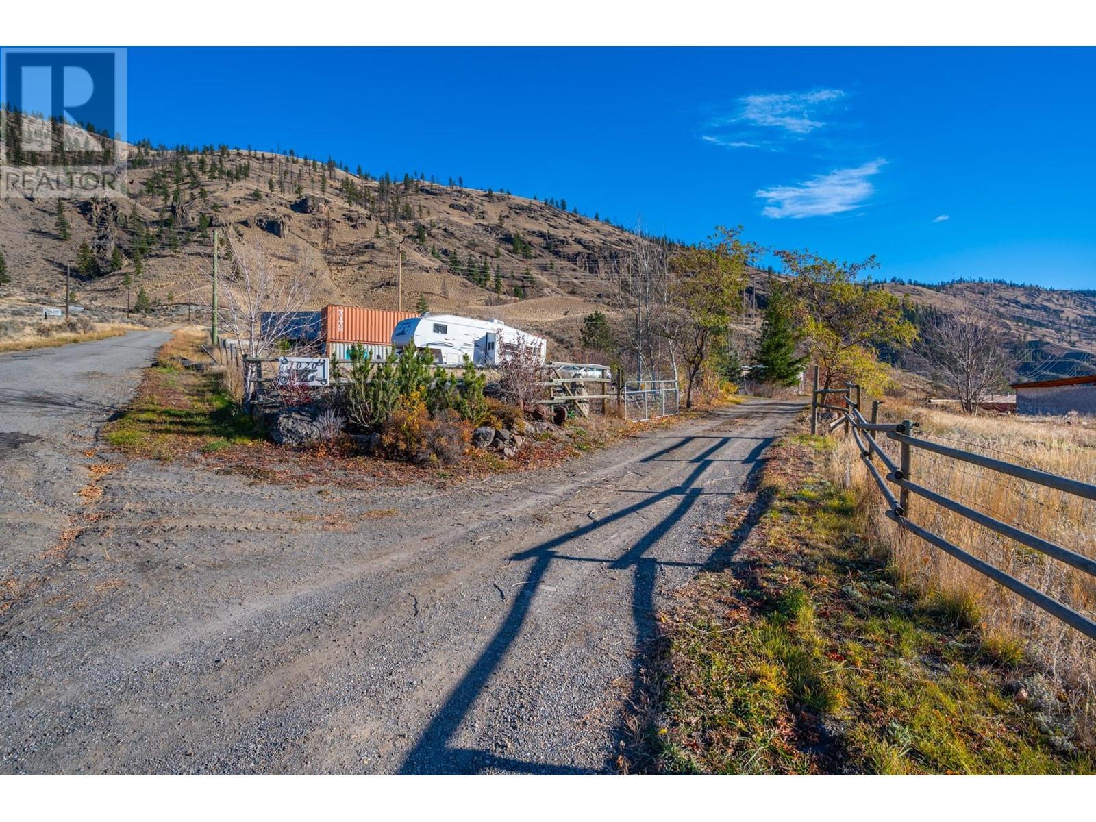 1020 Cody Road, Cache Creek, British Columbia  V0K 1H0 - Photo 11 - 10328039