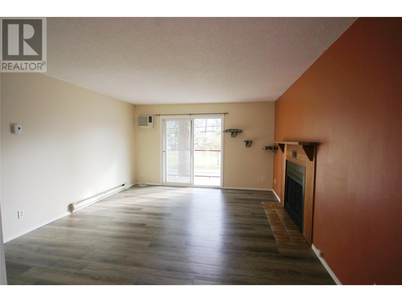 110 Skaha Place Unit# 303, Penticton, British Columbia  V2A 7L1 - Photo 10 - 10327908