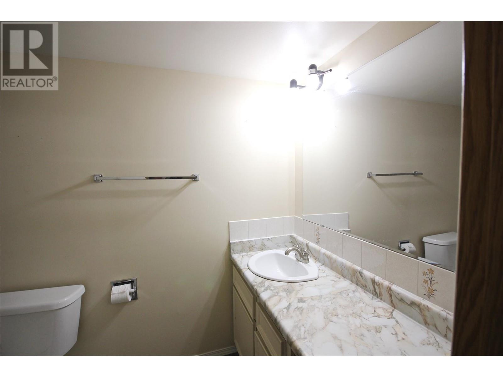 110 Skaha Place Unit# 303, Penticton, British Columbia  V2A 7L1 - Photo 16 - 10327908