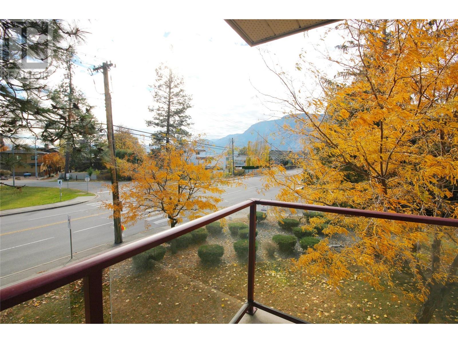 110 Skaha Place Unit# 303, Penticton, British Columbia  V2A 7L1 - Photo 22 - 10327908