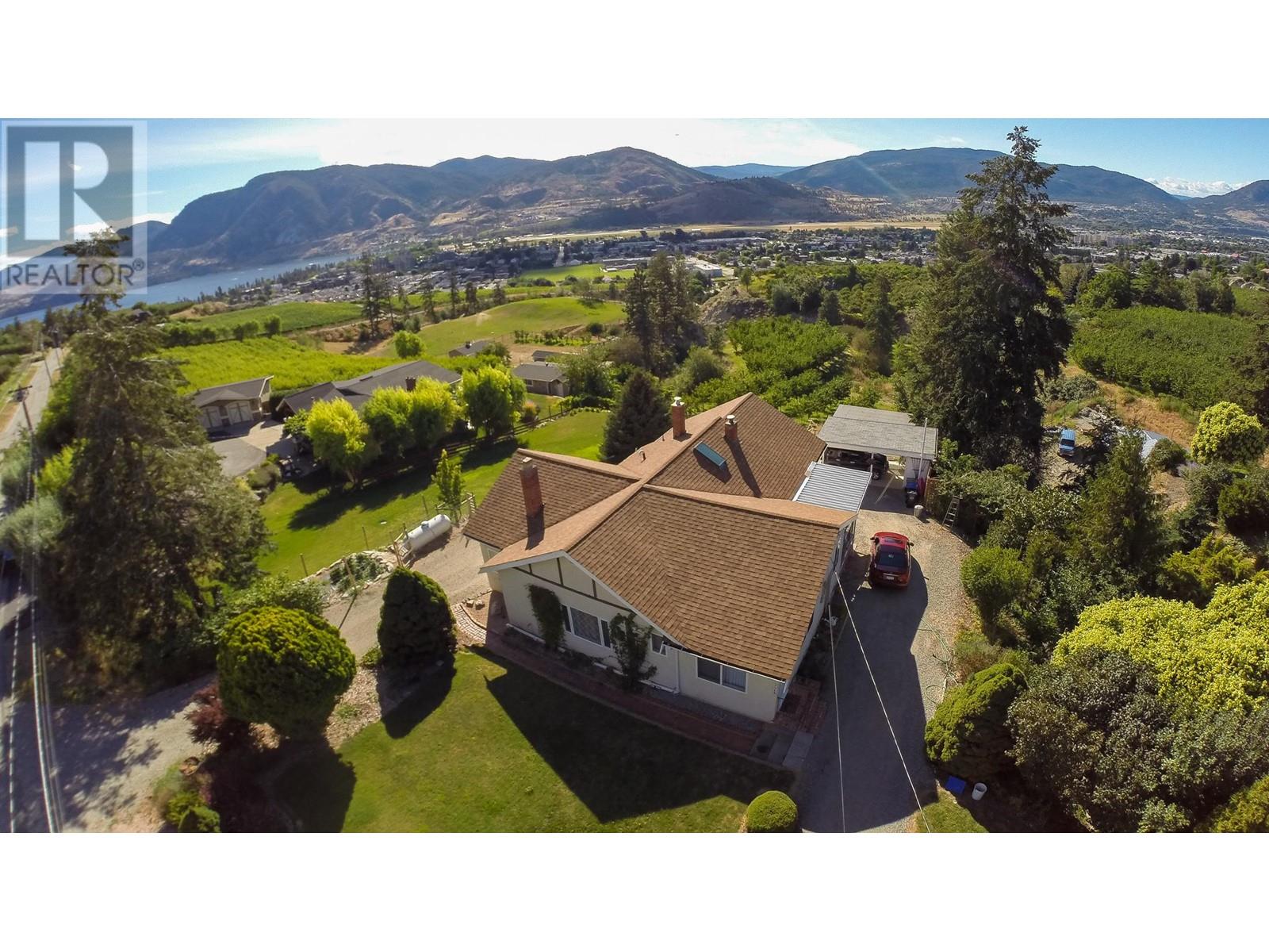 3045 Valleyview Road, Penticton, British Columbia  V2A 8W8 - Photo 1 - 10327970