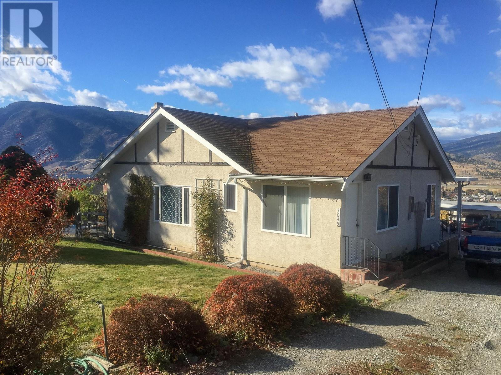 3045 Valleyview Road, Penticton, British Columbia  V2A 8W8 - Photo 2 - 10327970