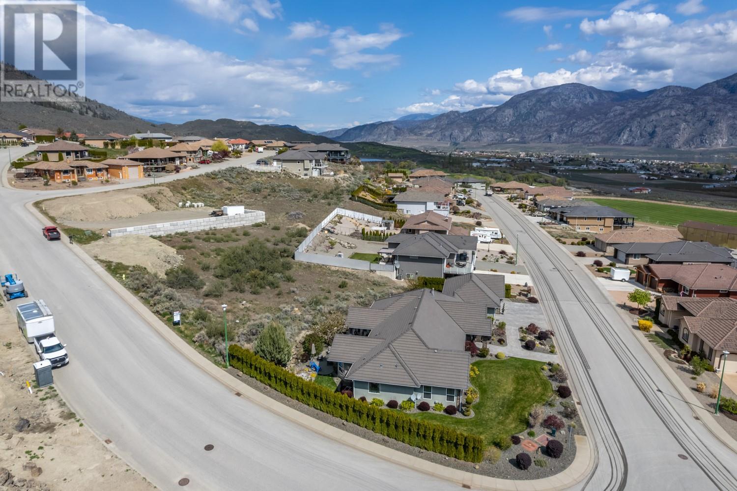 3611 Cypress Hills Drive, Osoyoos, British Columbia  V0H 1V4 - Photo 8 - 10328203