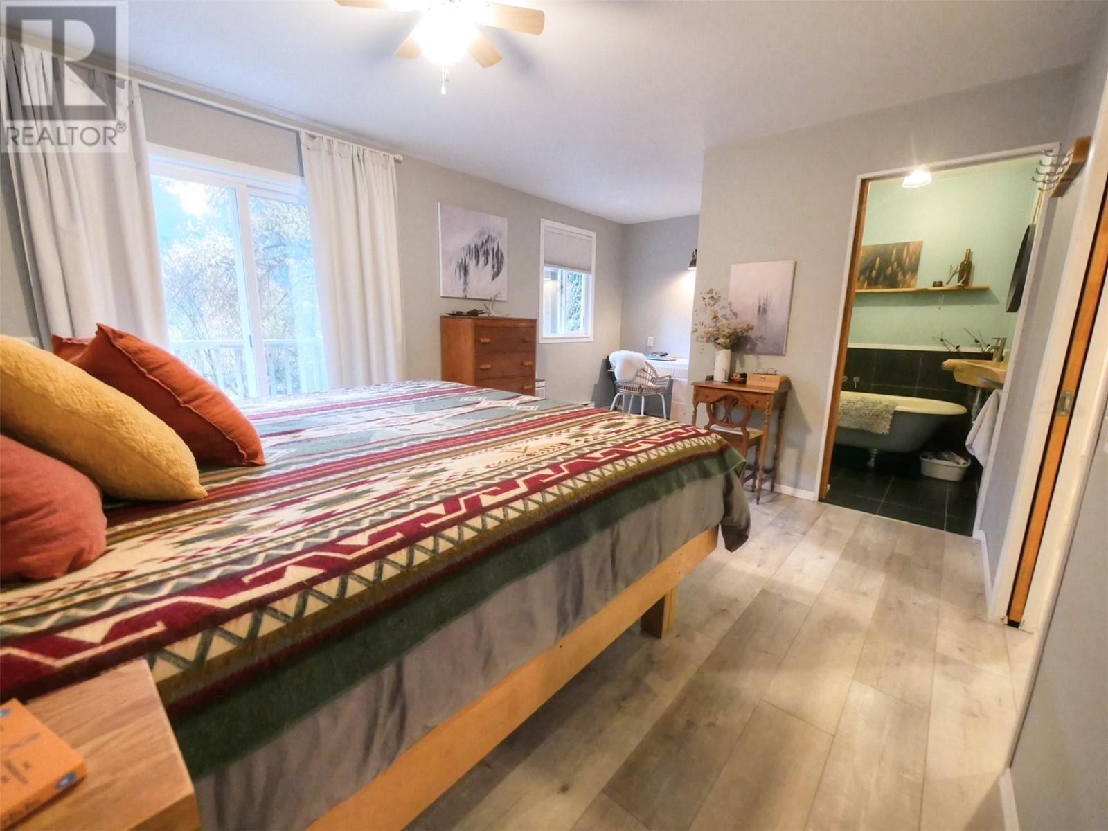 3064 Upper Slocan Park Road, Slocan Park, British Columbia  V0G 2E0 - Photo 6 - 10328161