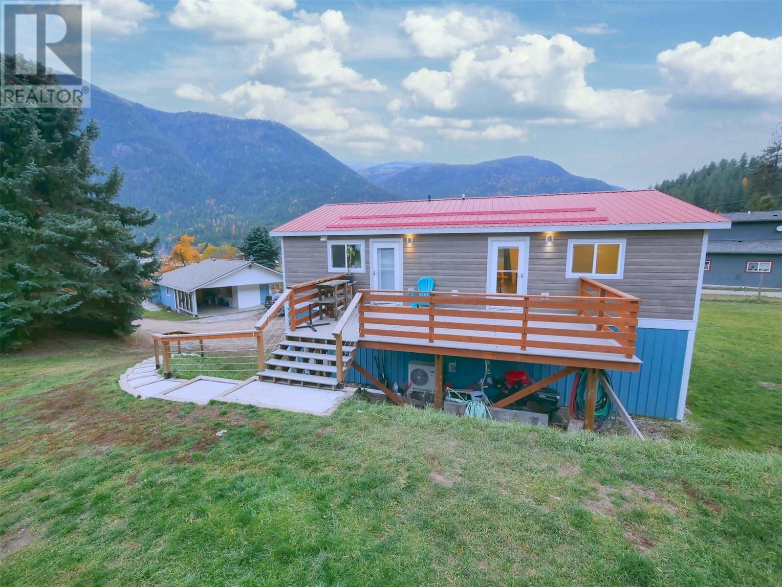 3064 Upper Slocan Park Road, Slocan Park, British Columbia  V0G 2E0 - Photo 8 - 10328161