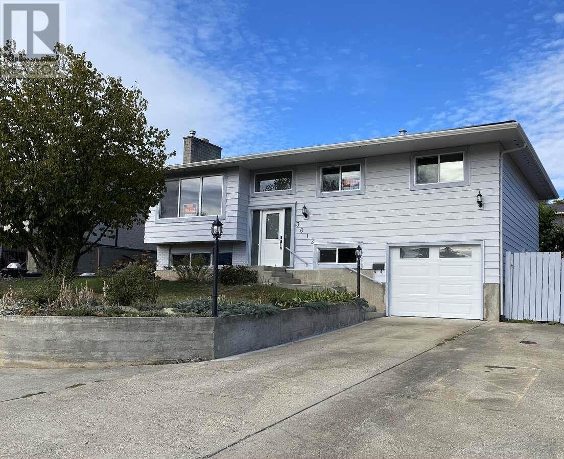 3013 11th Street, Vernon, British Columbia  V1T 7V1 - Photo 2 - 10328233