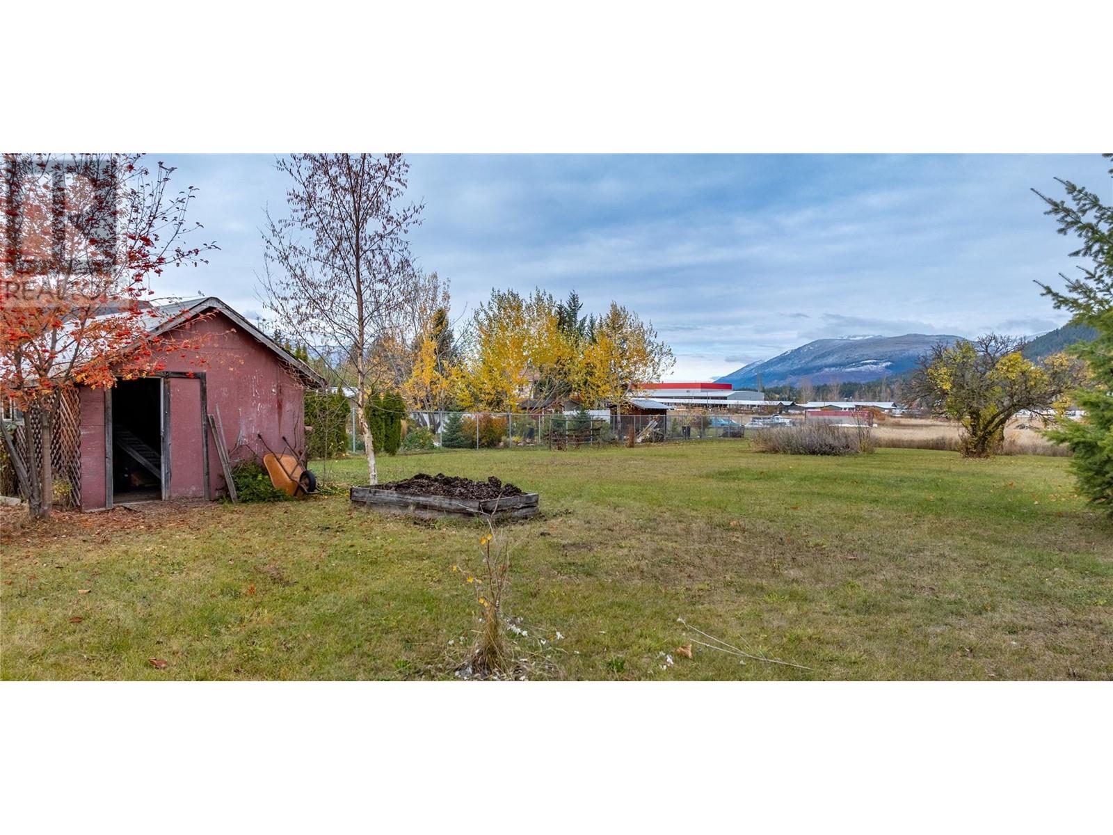 518 Devon Street, Creston, British Columbia  V0B 1G3 - Photo 21 - 10328016