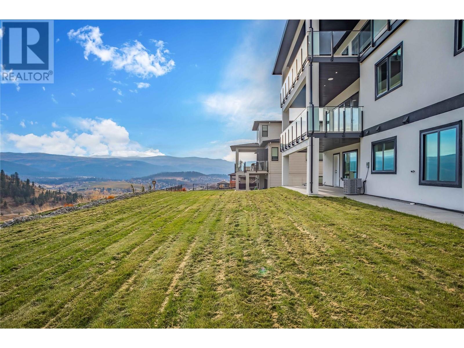 647 Carnoustie Drive, Kelowna, British Columbia  V1P 1V2 - Photo 8 - 10326566