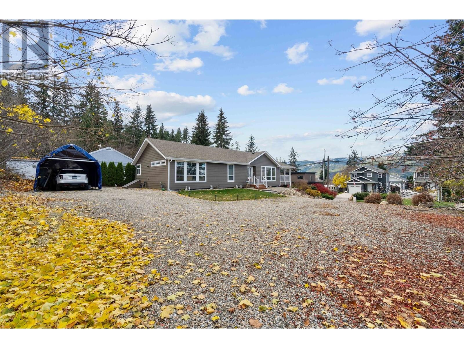 350 & 370 10 Street Se Lot# Lots 3 & 4, Salmon Arm, British Columbia  V1E 4J6 - Photo 5 - 10328257