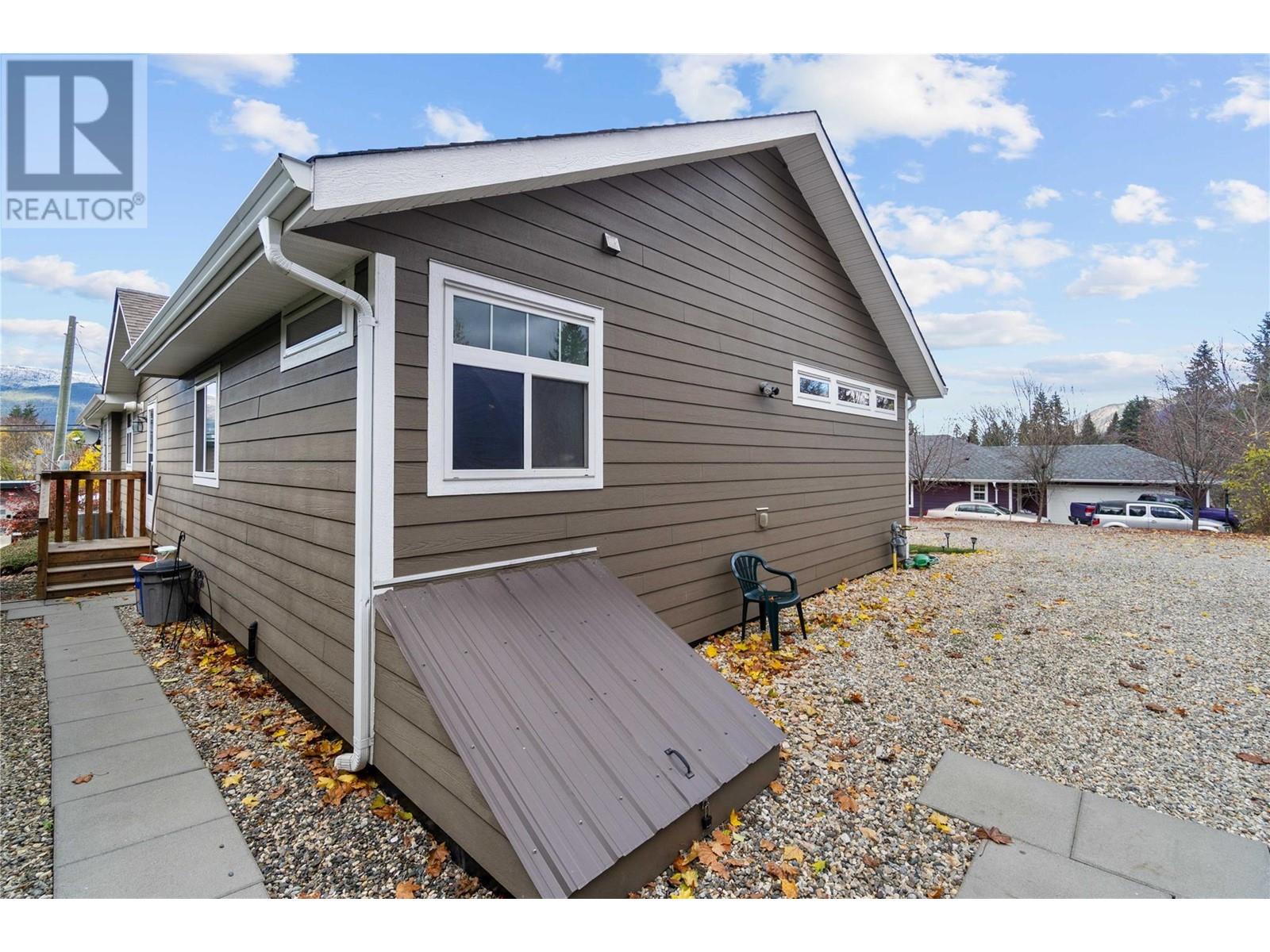 350 & 370 10 Street Se Lot# Lots 3 & 4, Salmon Arm, British Columbia  V1E 4J6 - Photo 67 - 10328257