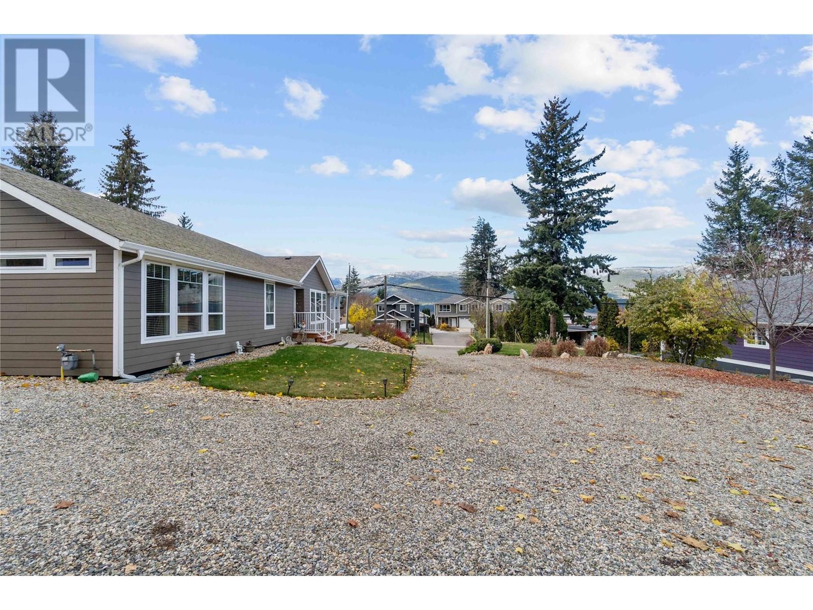 350 & 370 10 Street Se Lot# Lots 3 & 4, Salmon Arm, British Columbia  V1E 4J6 - Photo 71 - 10328257