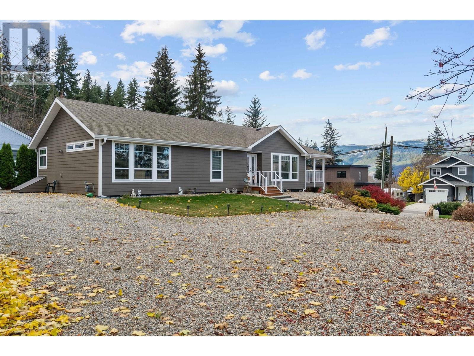 350 & 370 10 Street Se Lot# Lots 3 & 4, Salmon Arm, British Columbia  V1E 4J6 - Photo 75 - 10328257