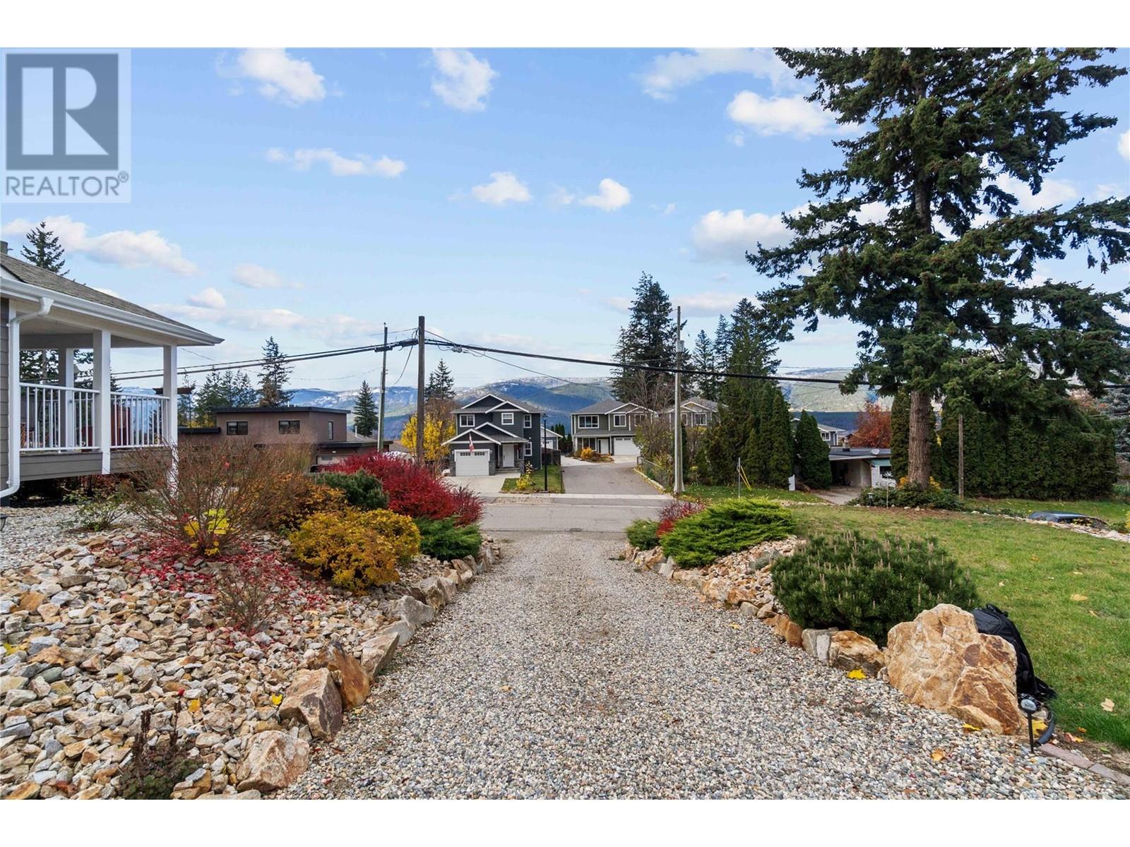 350 & 370 10 Street Se Lot# Lots 3 & 4, Salmon Arm, British Columbia  V1E 4J6 - Photo 82 - 10328257