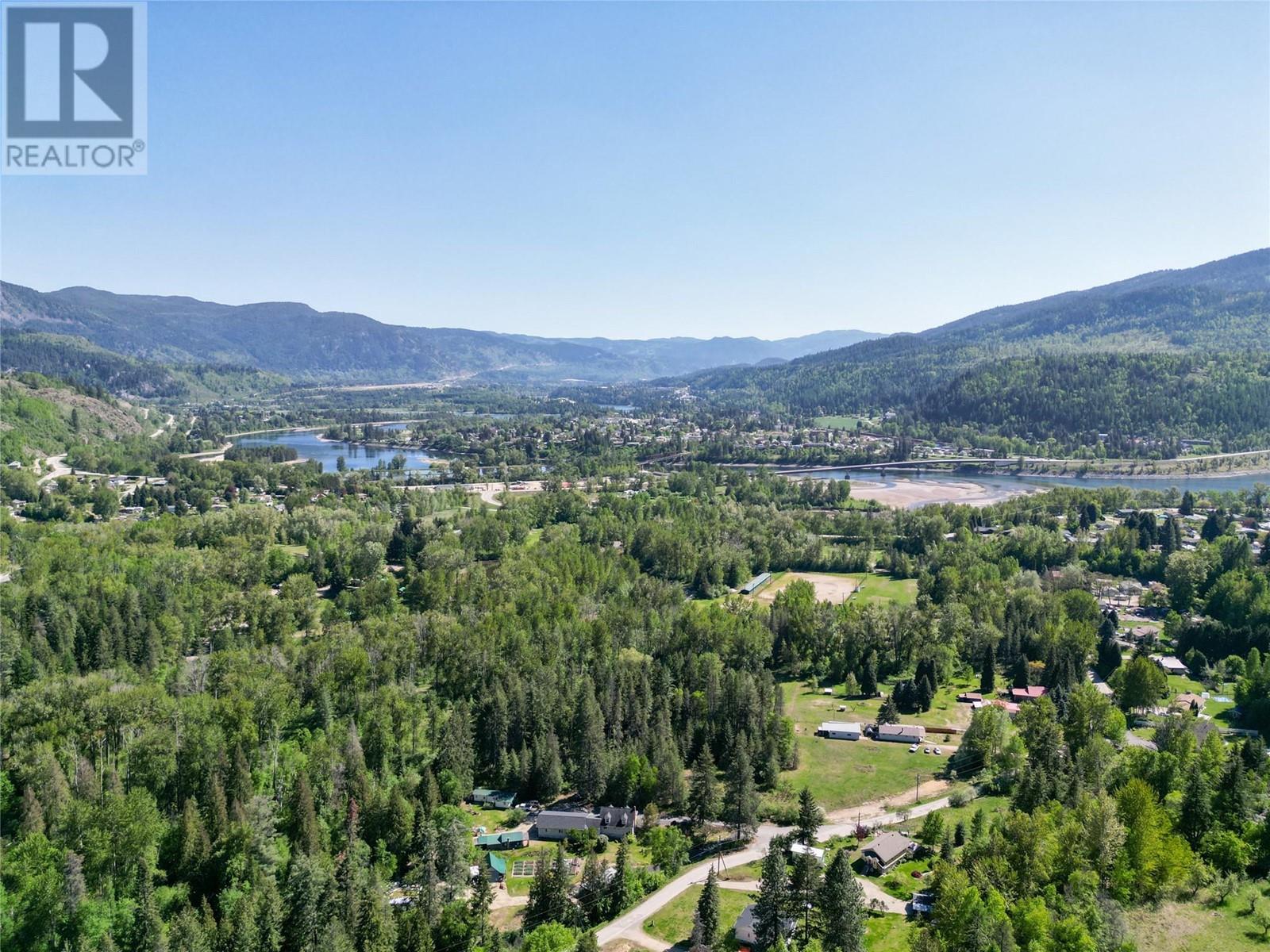 1392 Relkoff Road, Castlegar, British Columbia  V1N 4T8 - Photo 82 - 10328283