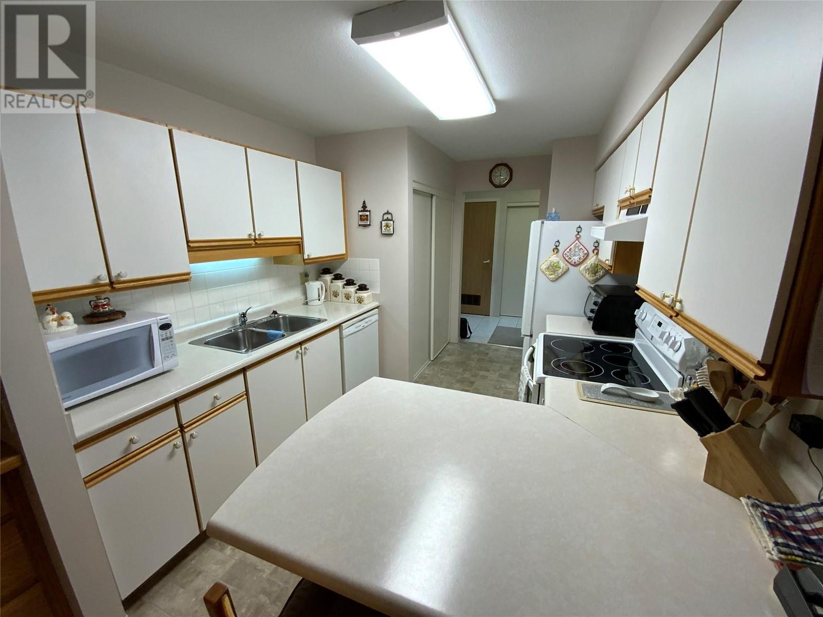 195 Warren Avenue Unit# 407, Penticton, British Columbia  V2A 3N1 - Photo 7 - 10328364