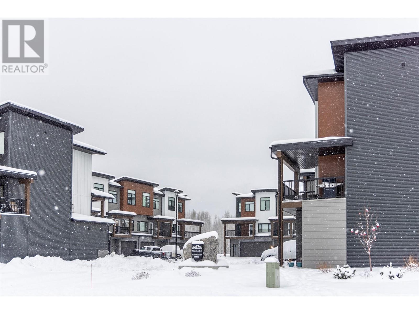 700 Riverside Way Unit# 201, Fernie, British Columbia  V0B 1M7 - Photo 4 - 10328317