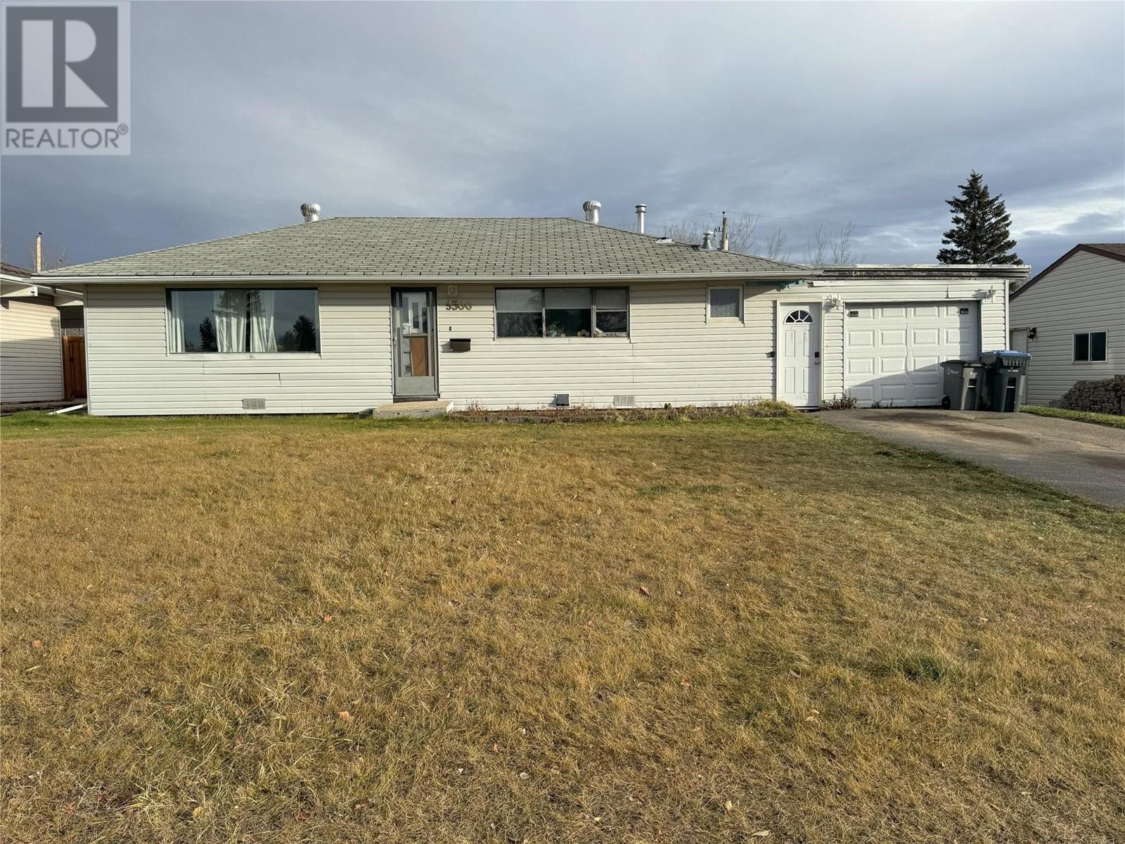 9300 13 Street, Dawson Creek, British Columbia  V1G 3V8 - Photo 1 - 10328415