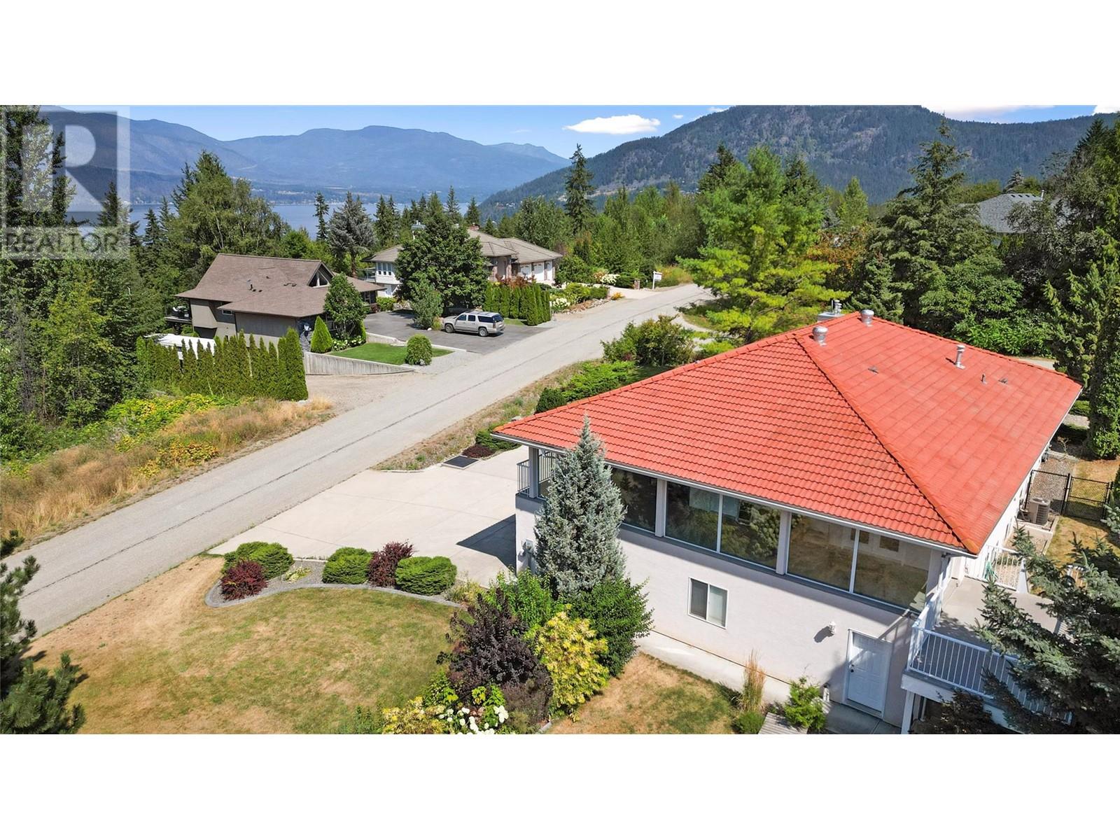 2143 Pleasant Dale Road W, Blind Bay, British Columbia  V0E 2W1 - Photo 48 - 10328326