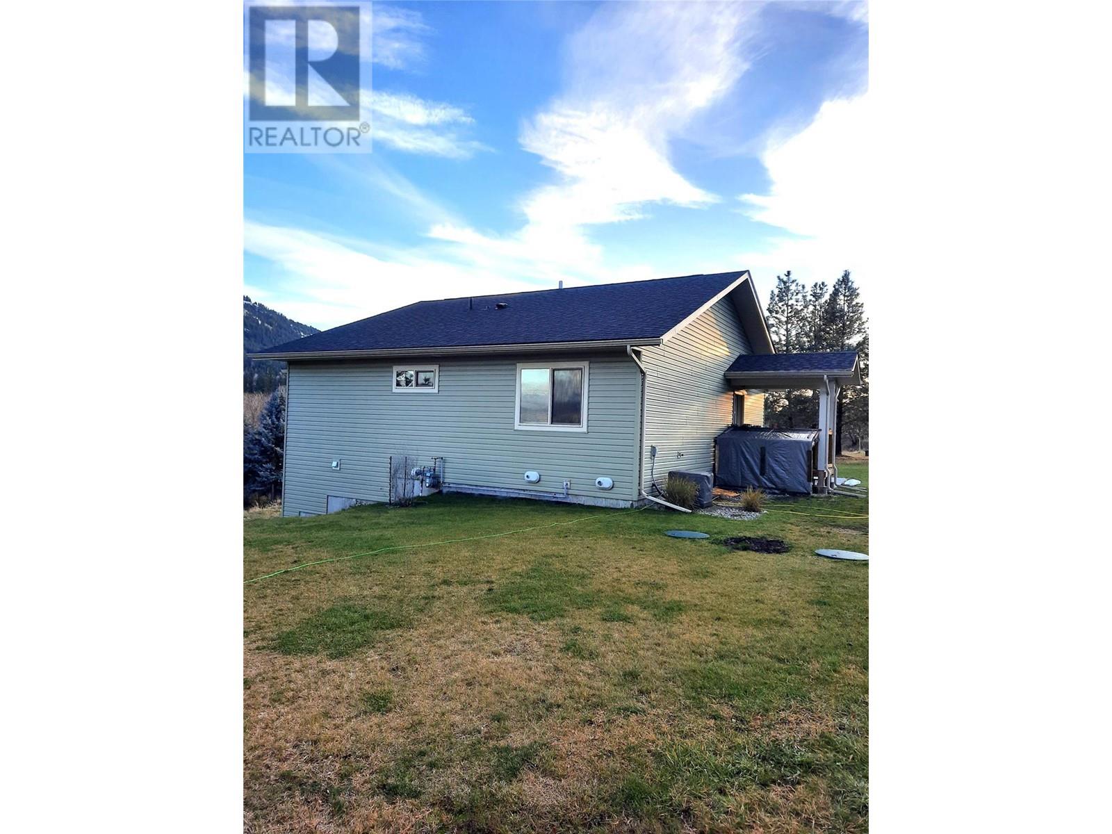 4045 Vale Avenue, Grand Forks, British Columbia  V0H 1H5 - Photo 32 - 10328389