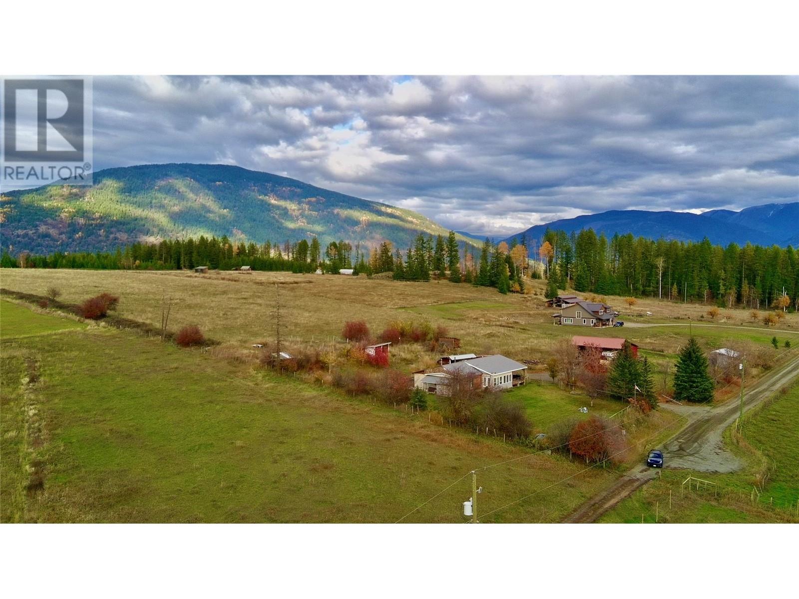 180 Mitchell Road, Cherryville, British Columbia  V0E 2G3 - Photo 27 - 10328310