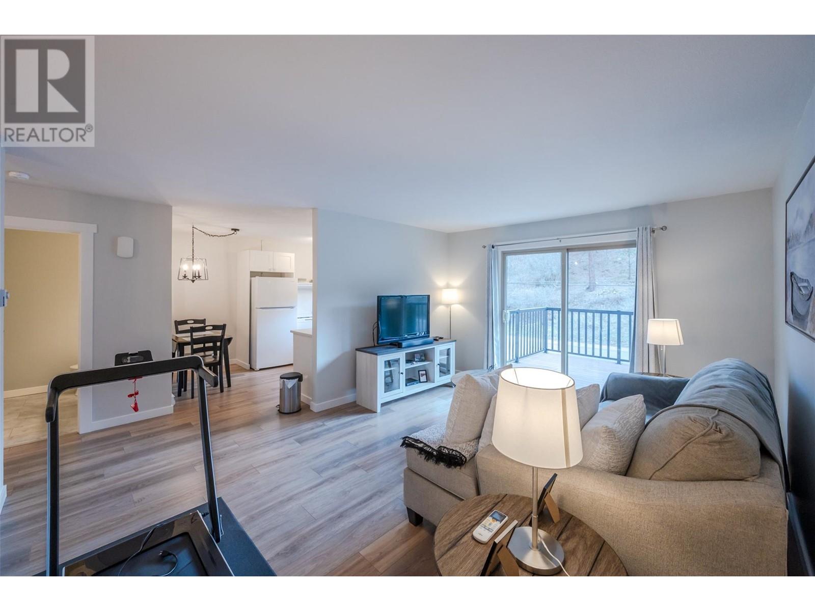 11318 Jubilee Road W Unit# 2, Summerland, British Columbia  V0H 1Z0 - Photo 2 - 10328569