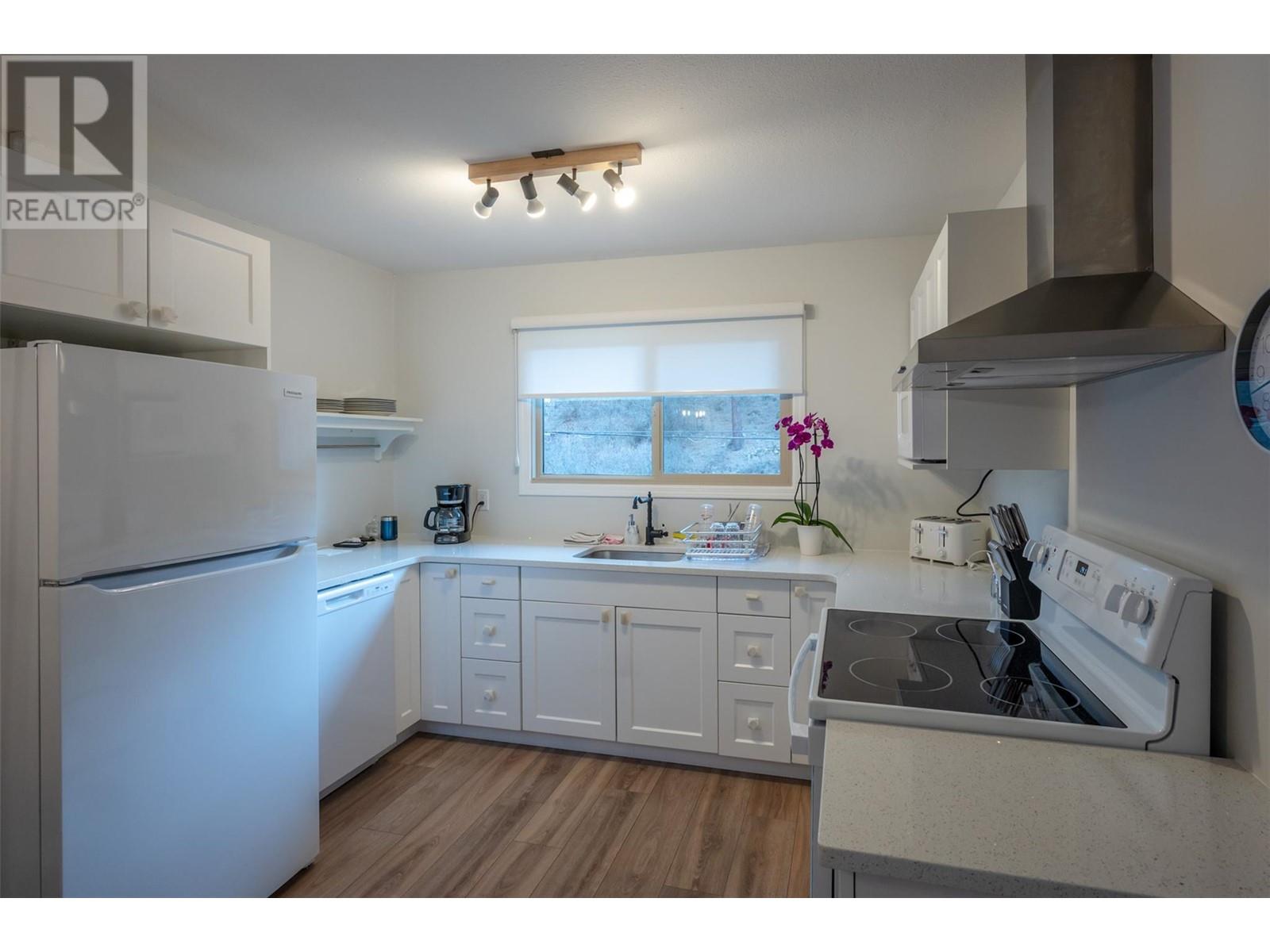 11318 Jubilee Road W Unit# 2, Summerland, British Columbia  V0H 1Z0 - Photo 6 - 10328569