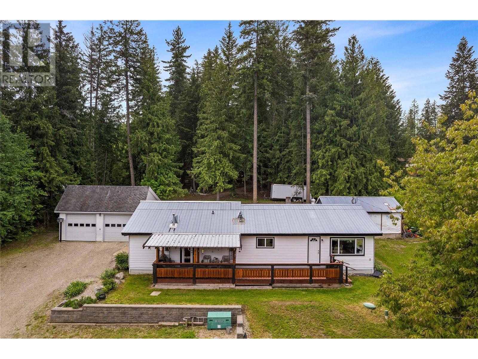 2885 White Lake Road, Sorrento, British Columbia  V0E 2W0 - Photo 28 - 10326658