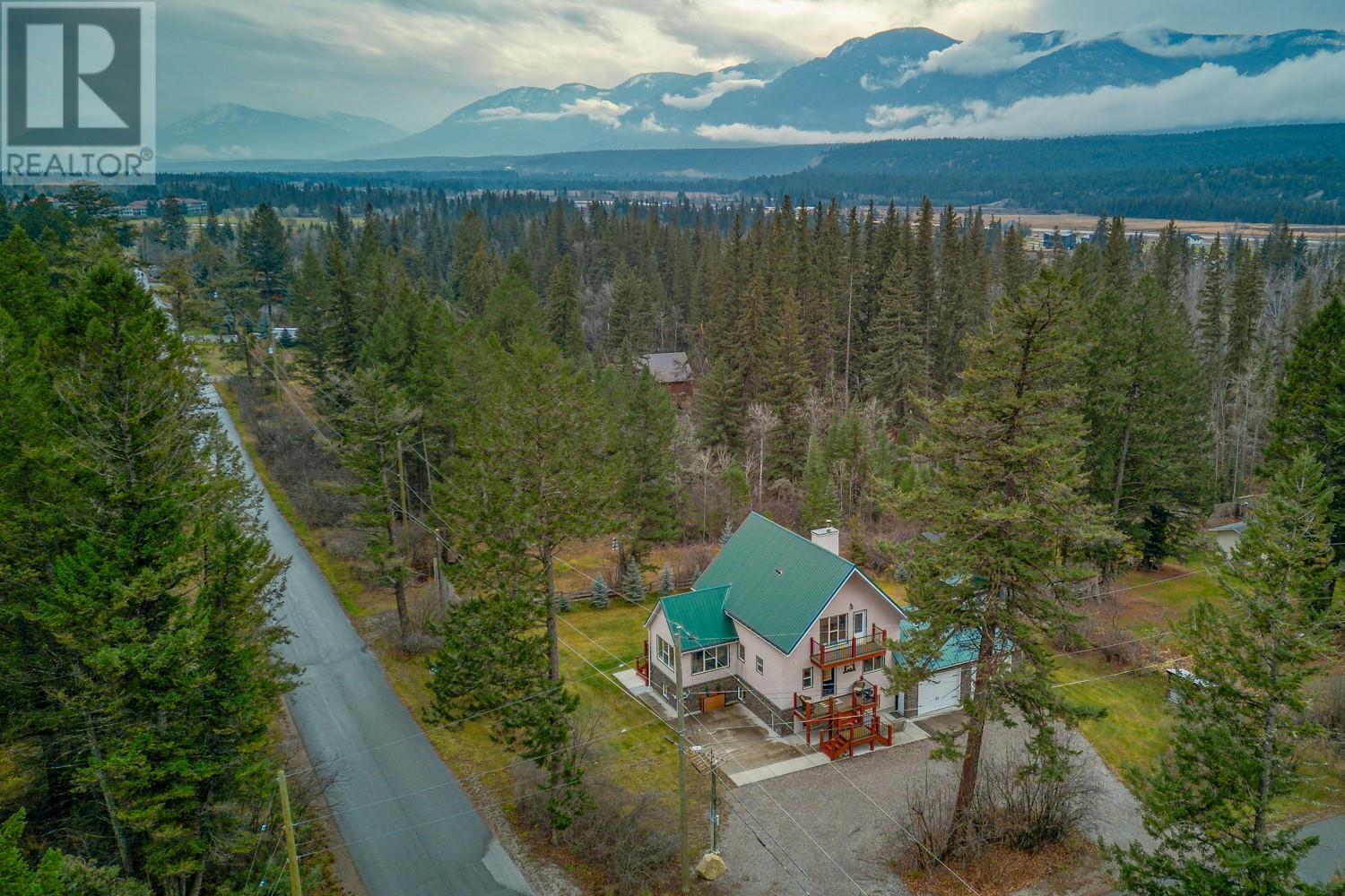 4880 James Street, Fairmont Hot Springs, British Columbia  V0A 1L1 - Photo 65 - 10328674