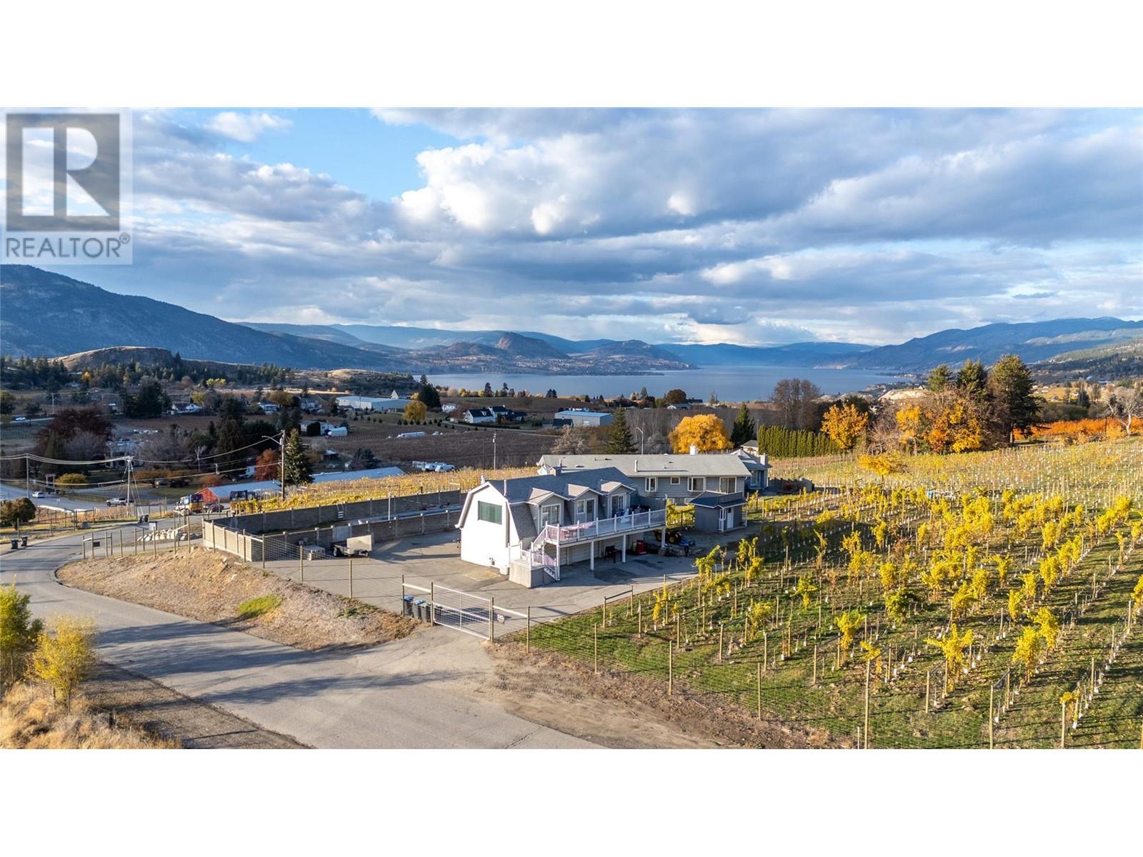 510 Naramata Road, Penticton, British Columbia  V2A 8T3 - Photo 2 - 10328759