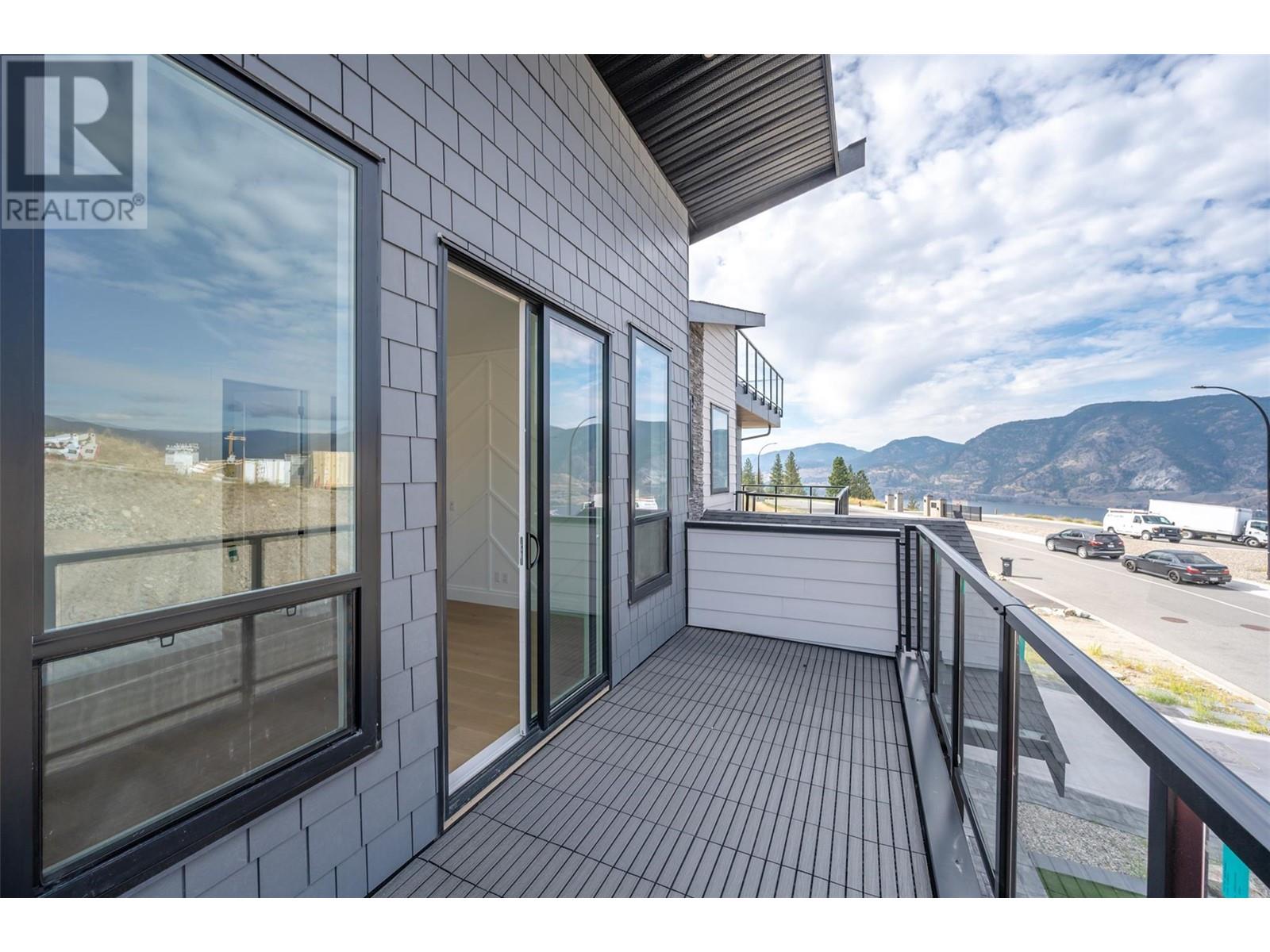 3304 Evergreen Drive, Penticton, British Columbia  V2A 9A9 - Photo 27 - 10328925