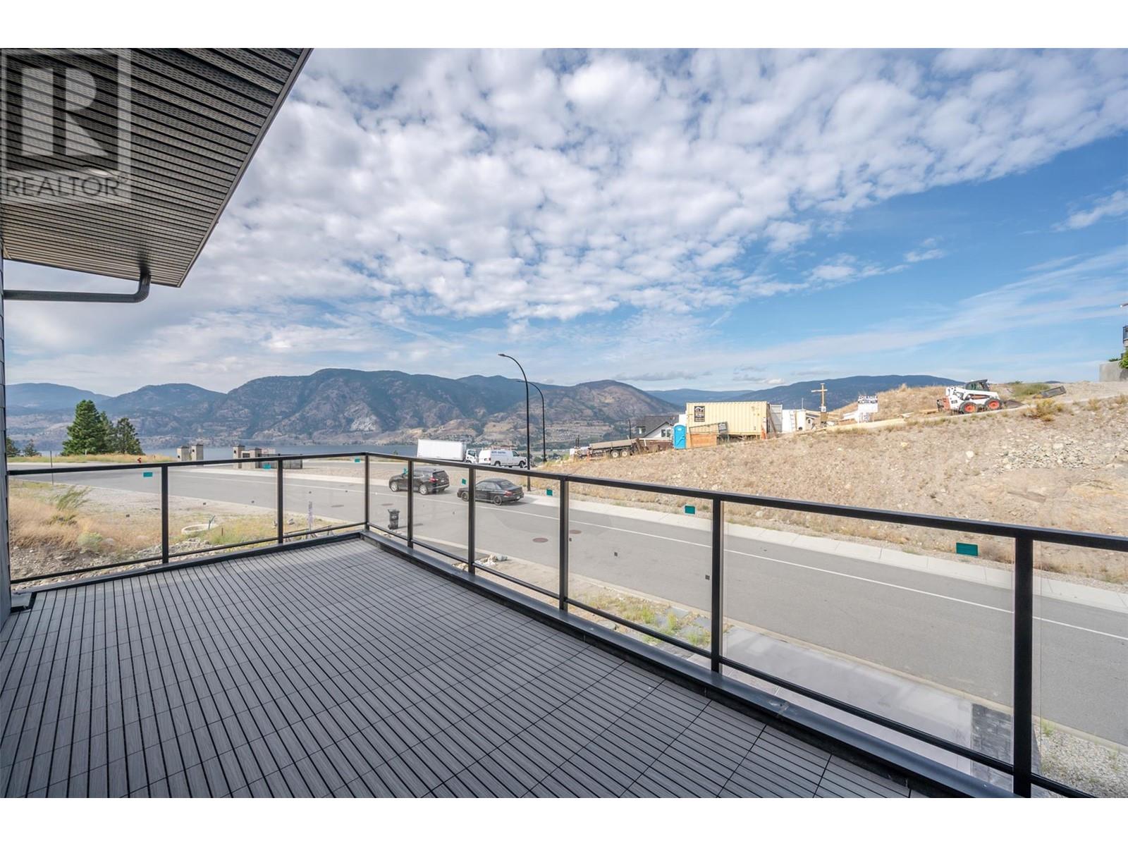 3304 Evergreen Drive, Penticton, British Columbia  V2A 9A9 - Photo 33 - 10328925