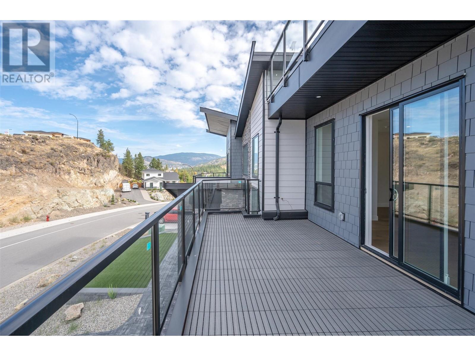 3304 Evergreen Drive, Penticton, British Columbia  V2A 9A9 - Photo 35 - 10328925