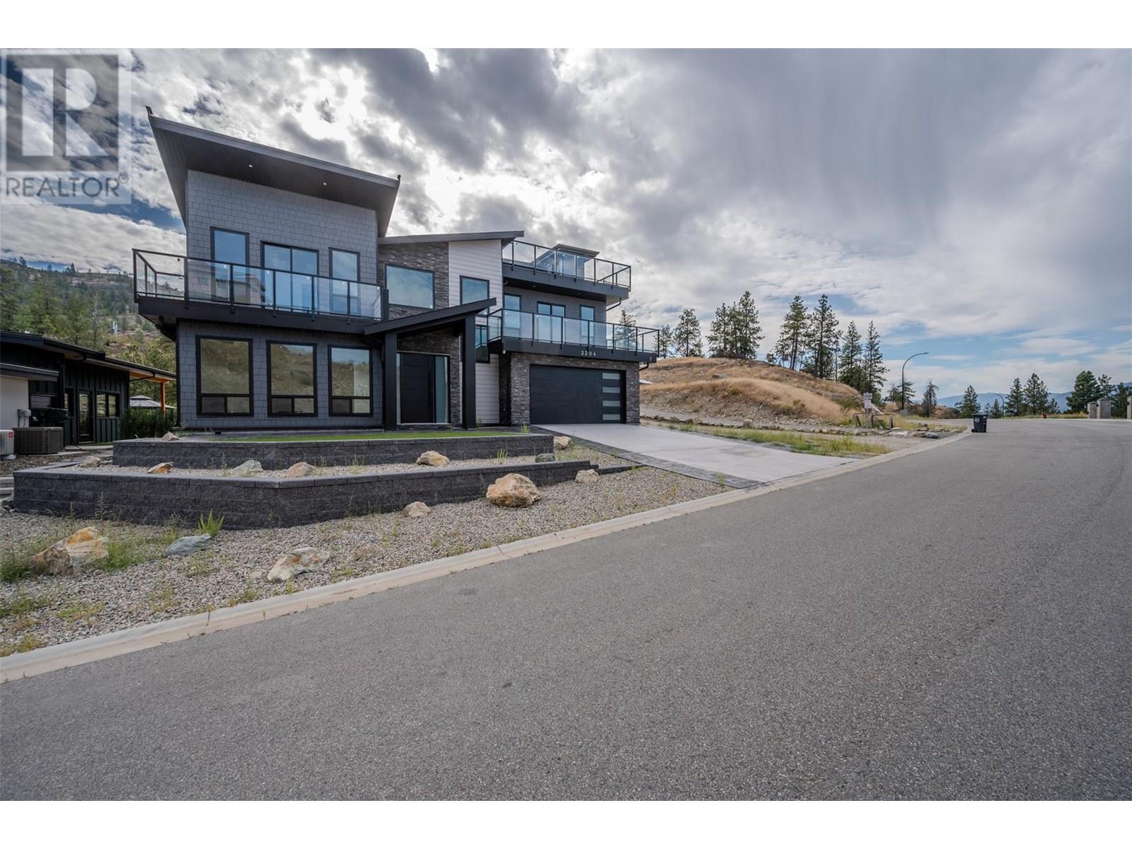 3304 Evergreen Drive, Penticton, British Columbia  V2A 9A9 - Photo 78 - 10328925