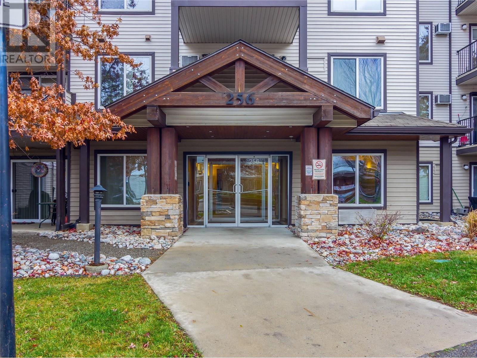 256 Hastings Avenue Unit# 411, Penticton, British Columbia  V2A 2V6 - Photo 2 - 10329038