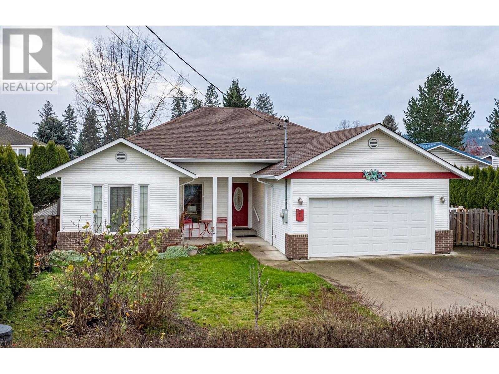 114 Bass Avenue, Enderby, British Columbia  V1L 2B3 - Photo 2 - 10329200