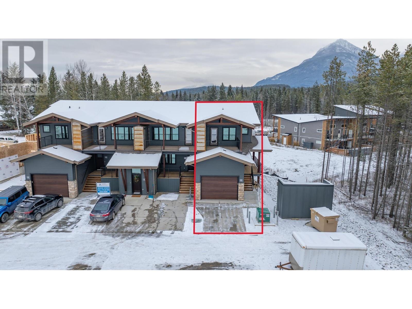 1444 Granite Drive Unit# 9, Golden, British Columbia  V0A 1H3 - Photo 3 - 10329189